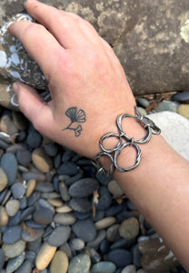 Mitsuro Hikime Pebbles Bracelet