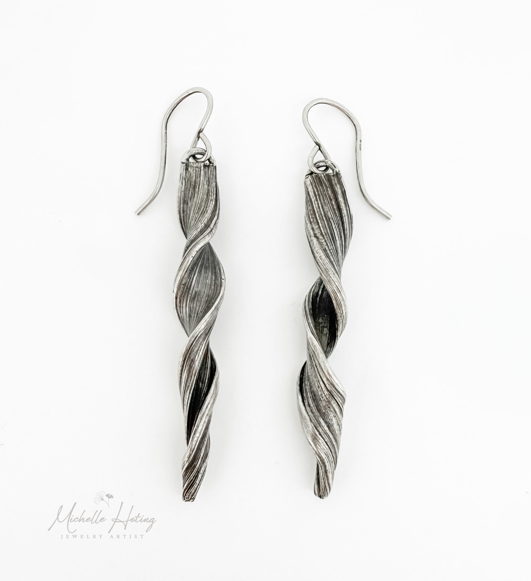 Mitsuro Hikime Twist Drop Earrings