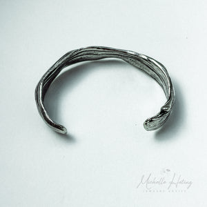 Mitsuro Hikime Cuff Bracelet